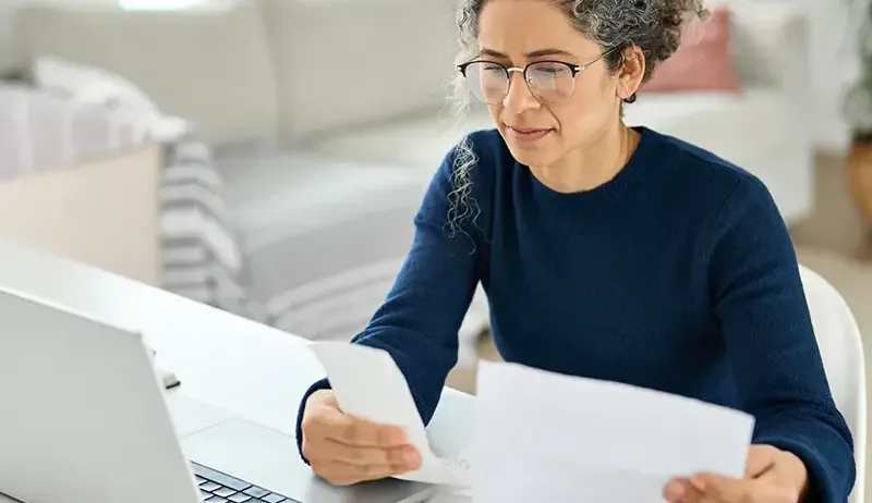 woman on laptop